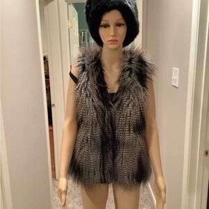 H&M Chic Faux Fur Vest - Black and Gray Size 8